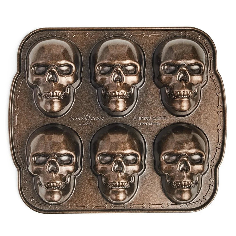 Haunted Skull Cakelette Pan
